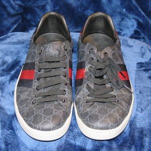 Gucci Ace GG Supreme Canvas Sneaker